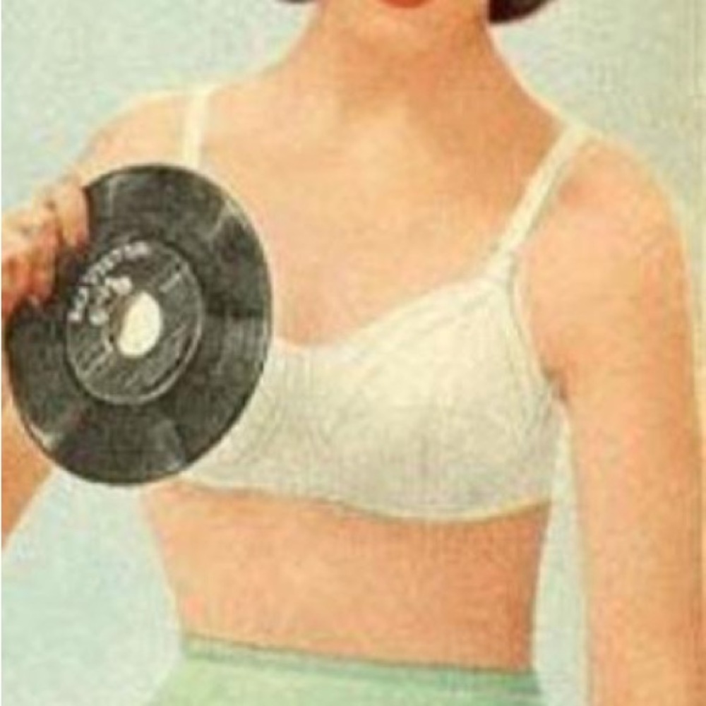 Mystery bundle of 3 vintage glamorise bras size 40DD